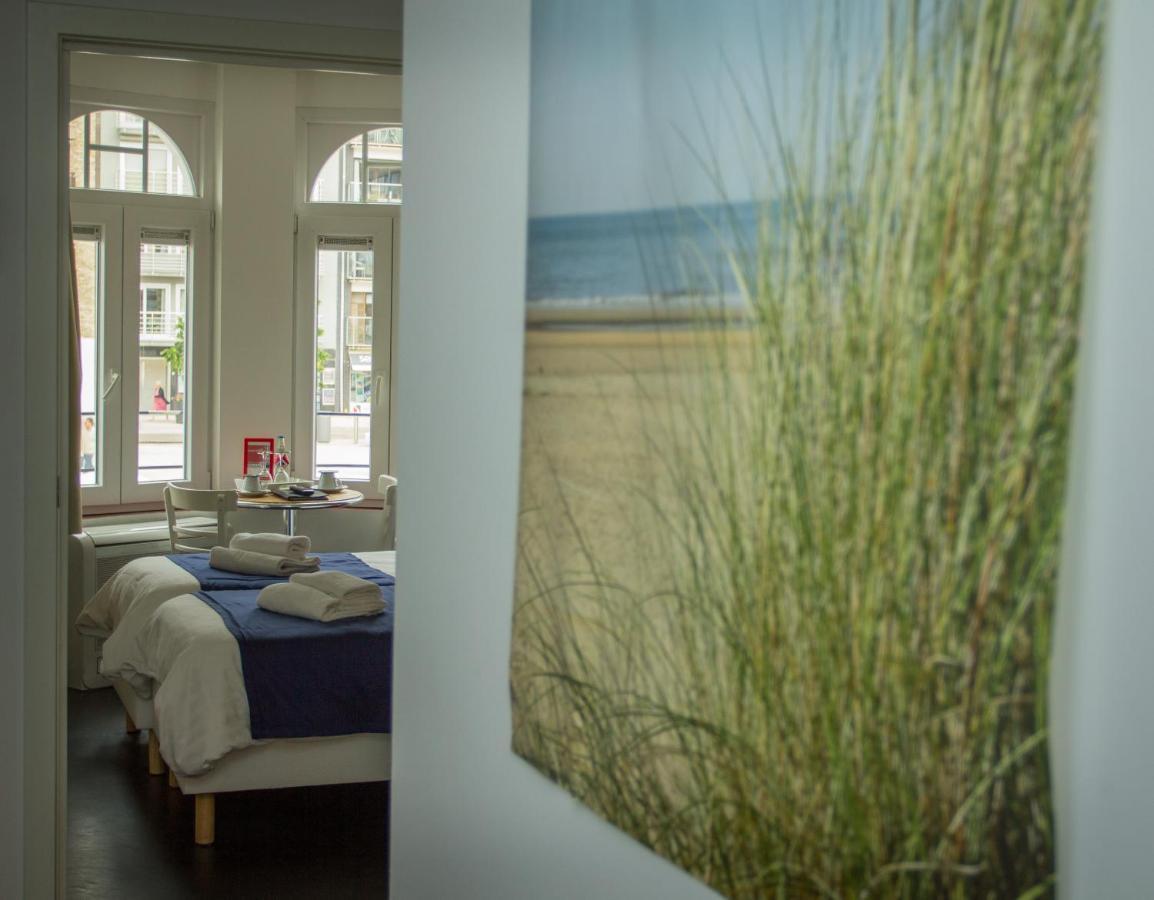 Hotel Aan Zee De Panne Luaran gambar